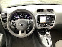 2015 kia e-soul elektrische personenauto r-894-df - afbeelding 17 van  38