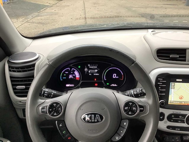 2015 kia e-soul elektrische personenauto r-894-df - afbeelding 18 van  38