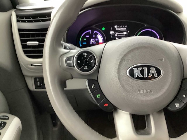 2015 kia e-soul elektrische personenauto r-894-df - afbeelding 20 van  38