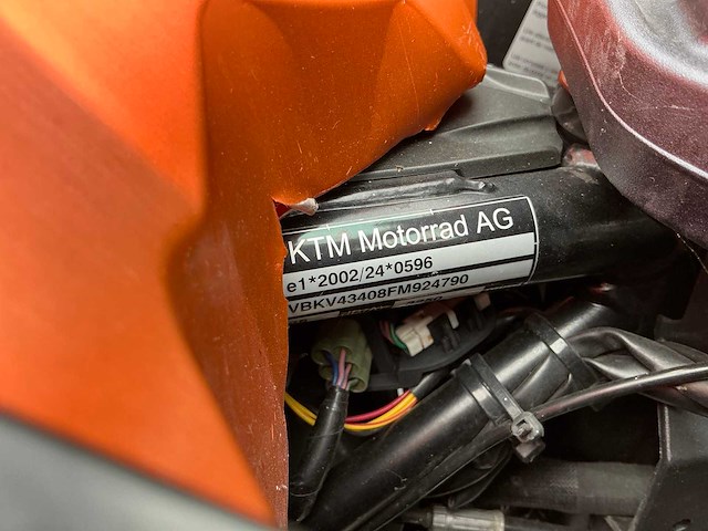 2015 ktm 1050 adventure motorfiets - afbeelding 11 van  21
