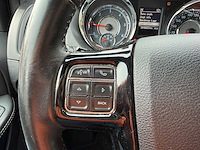 2015 lancia voyager grijs kenteken personenauto - afbeelding 2 van  7