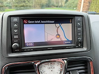 2015 lancia voyager grijs kenteken personenauto - afbeelding 5 van  7