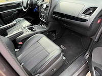 2015 lancia voyager grijs kenteken personenauto - afbeelding 22 van  23