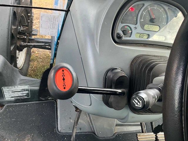 2015 landini 145 landpower vierwielaangedreven landbouwtractor - afbeelding 19 van  42