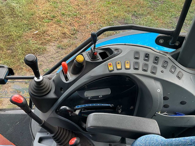 2015 landini 145 landpower vierwielaangedreven landbouwtractor - afbeelding 20 van  42