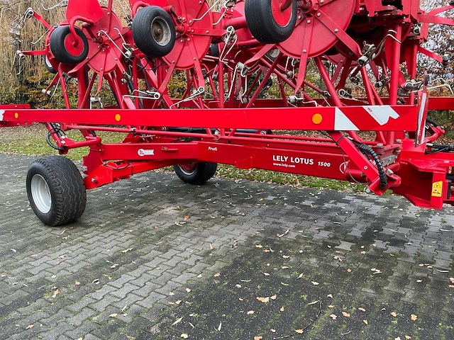2015 lely lotus 1500 4106200101 hooischudder - afbeelding 13 van  31