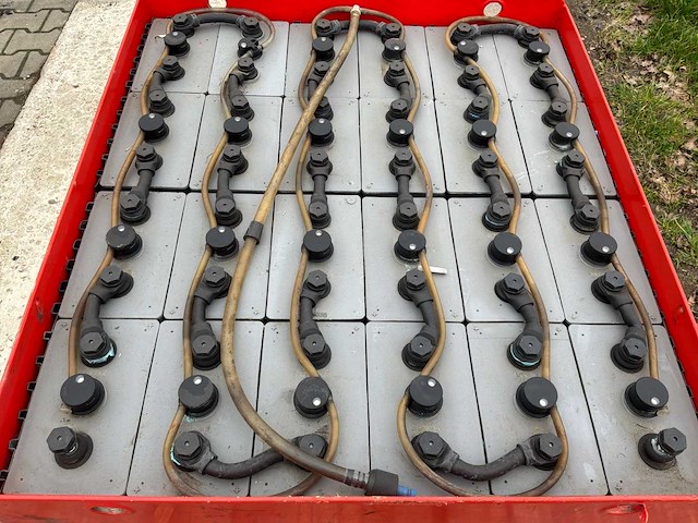 2015 linde 48v / 750ah heftruck accu - afbeelding 4 van  4