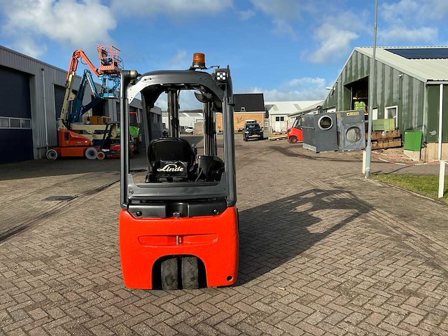 2015 linde e18-02 vorkheftruck - afbeelding 12 van  14