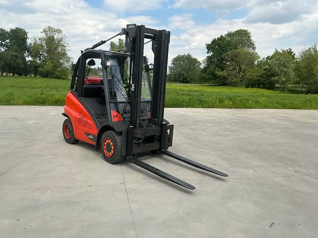 2015 linde h40t-02 vorkheftruck - afbeelding 44 van  109