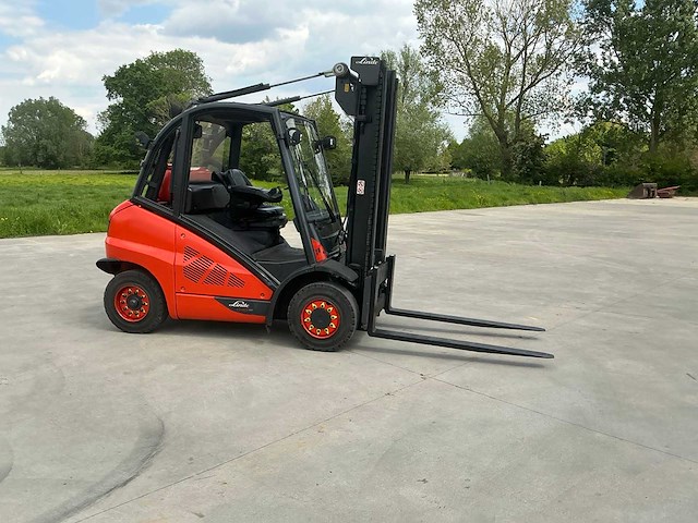 2015 linde h40t-02 vorkheftruck - afbeelding 47 van  109