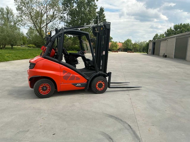 2015 linde h40t-02 vorkheftruck - afbeelding 48 van  109