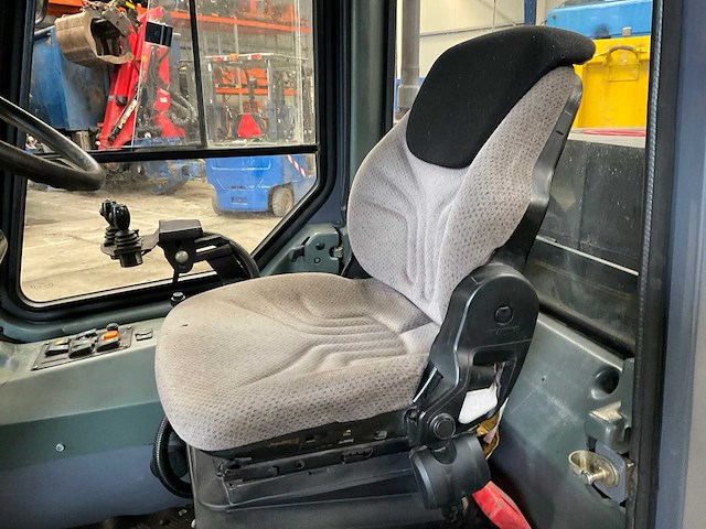 2015 lm trac 286 werktuigdrager met onkruidbestrijder - afbeelding 18 van  18