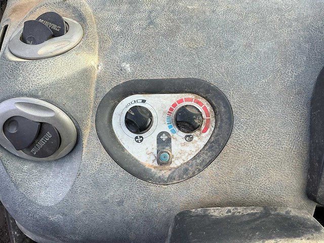 2015 manitou mlt840-137ps verreiker - afbeelding 31 van  44