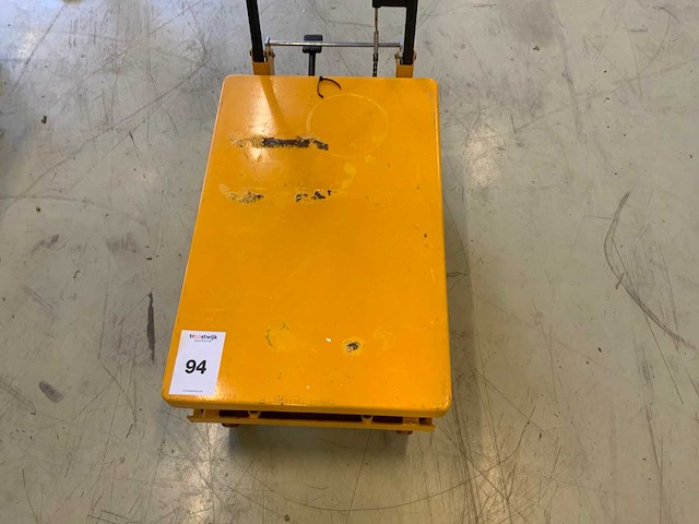 2015 manutan fb200-e mobiele heftafel - afbeelding 1 van  3