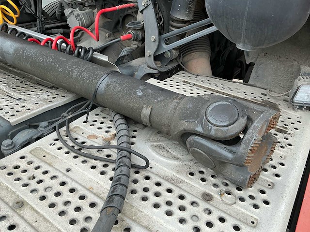 2015 mercedes-benz 963-4-a / actros vrachtwagen - afbeelding 31 van  67