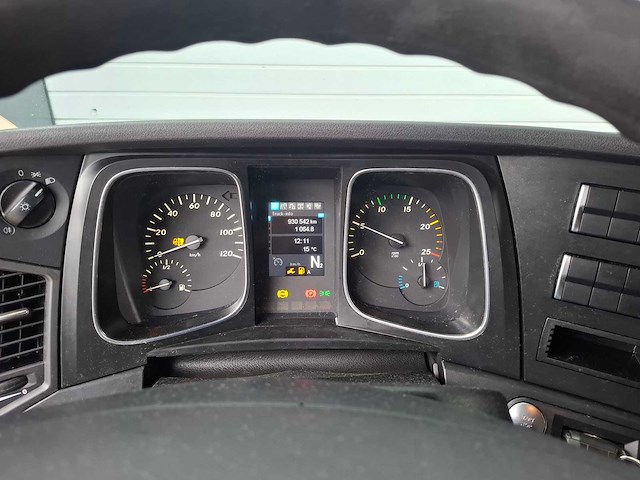 2015 mercedes-benz actros 1842 vrachtwagen - afbeelding 4 van  27