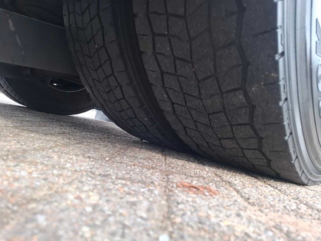 2015 mercedes-benz actros 1842 vrachtwagen - afbeelding 15 van  27