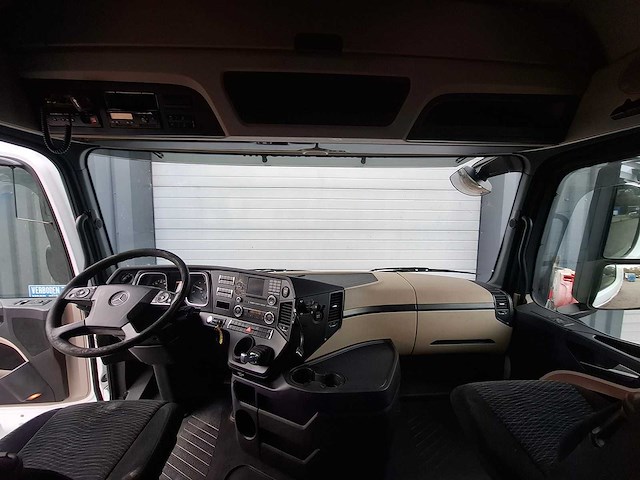 2015 mercedes-benz actros 1842 vrachtwagen - afbeelding 27 van  27