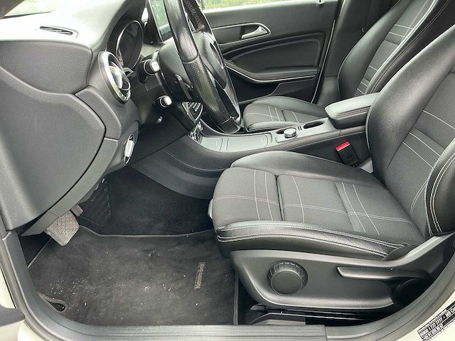 2015 mercedes-benz cla-klasse 220 cdi ambition personenauto - afbeelding 17 van  40