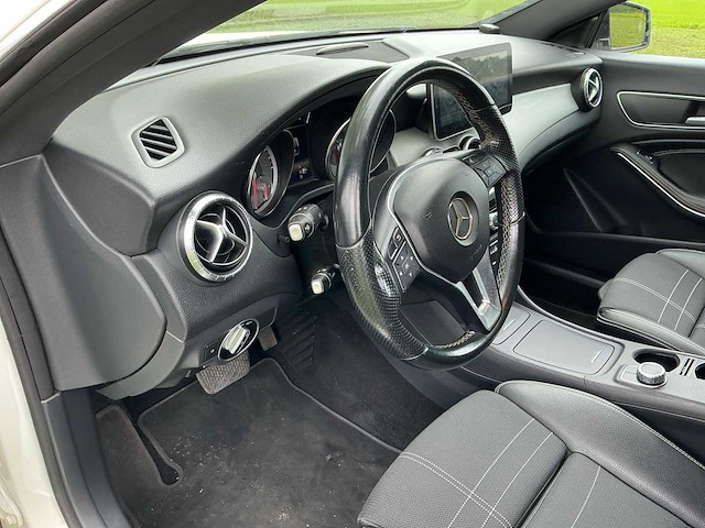 2015 mercedes-benz cla-klasse 220 cdi ambition personenauto - afbeelding 16 van  28