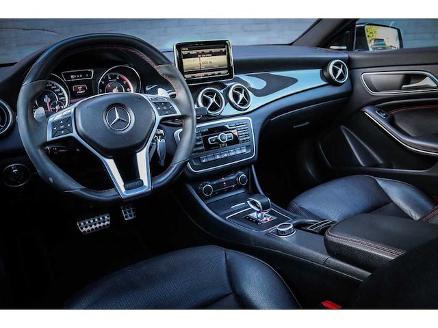 2015 mercedes-benz cla-klasse amg 45 4matic car gg-392-d - afbeelding 15 van  19