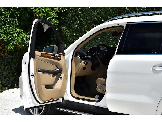 2015 mercedes-benz gl550 4matic suv 4,7l v8 (7 seat) btw auto - afbeelding 3 van  16