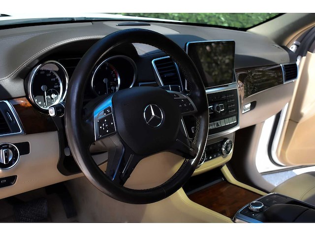 2015 mercedes-benz gl550 4matic suv 4,7l v8 (7 seat) btw auto - afbeelding 29 van  61