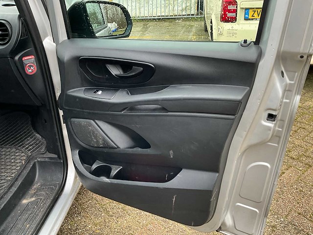 2015 mercedes-benz vito tourer 114 cdi bedrijfswagen - afbeelding 4 van  24