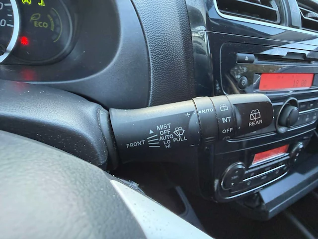 2015 mitsubishi space star 1.0 bright personenauto - afbeelding 3 van  17