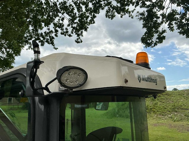 2015 multihog mx 0100lp werktuigdrager met gietarm - afbeelding 3 van  33