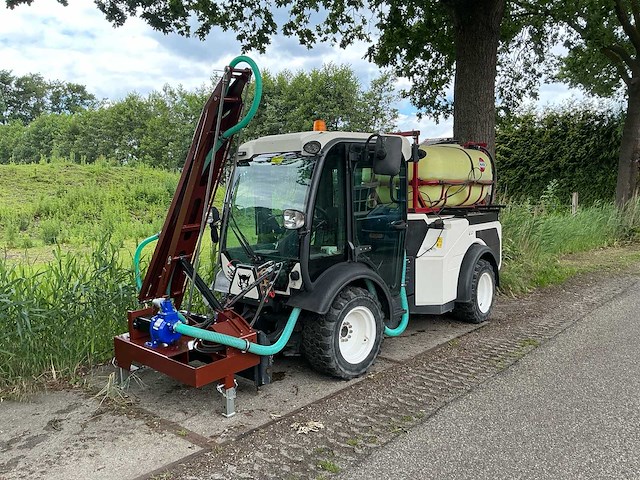 2015 multihog mx 0100lp werktuigdrager met gietarm - afbeelding 1 van  41