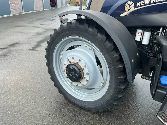 2015 new holland t6.160 vierwielaangedreven landbouwtractor - afbeelding 15 van  28