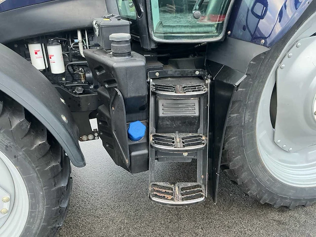 2015 new holland t6.160 vierwielaangedreven landbouwtractor - afbeelding 16 van  28