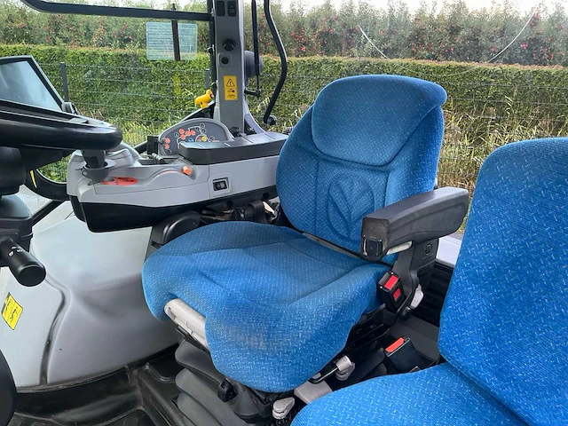 2015 new holland t6.160 vierwielaangedreven landbouwtractor - afbeelding 17 van  28