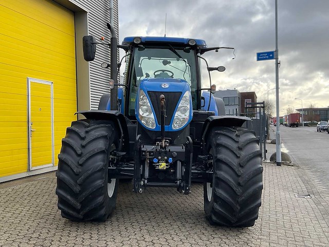 2015 new holland t7.235 vierwielaangedreven landbouwtractor - afbeelding 22 van  28