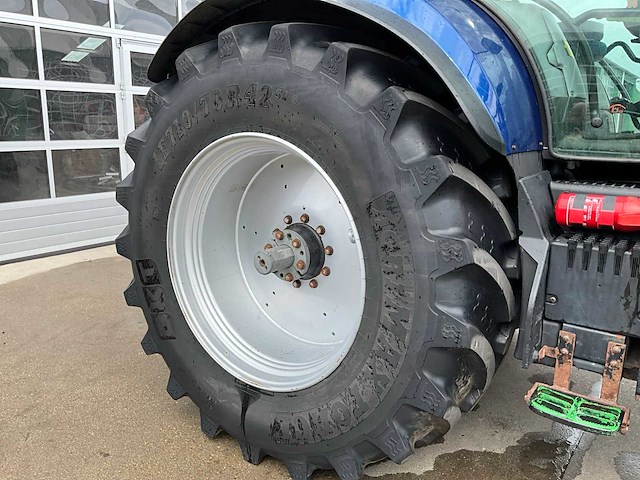 2015 new holland t7.270 blue power vierwielaangedreven landbouwtractor - afbeelding 21 van  33