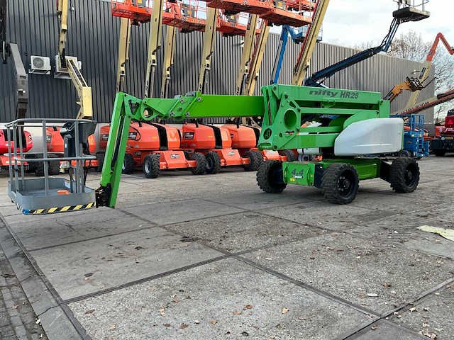 2015 nifty hr28 hoogwerker - afbeelding 1 van  37