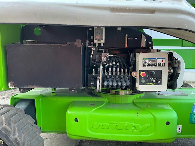 2015 nifty hr28 hoogwerker - afbeelding 30 van  37