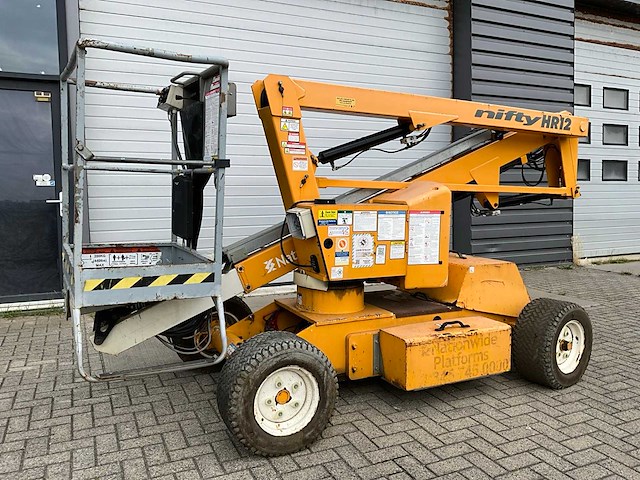2015 nifty lift hr12nde hoogwerker - afbeelding 1 van  10