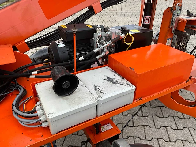 2015 niftylift nifty 120 tac hoogwerker aanhangwagen - afbeelding 29 van  35