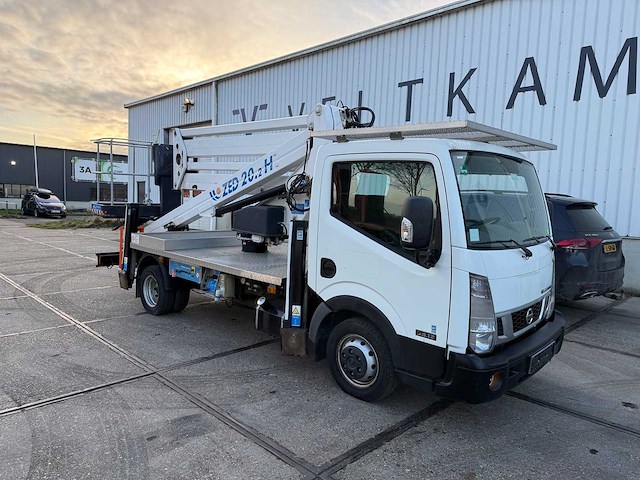 2015 nissan cabstar nt400 autohoogwerker - afbeelding 1 van  15