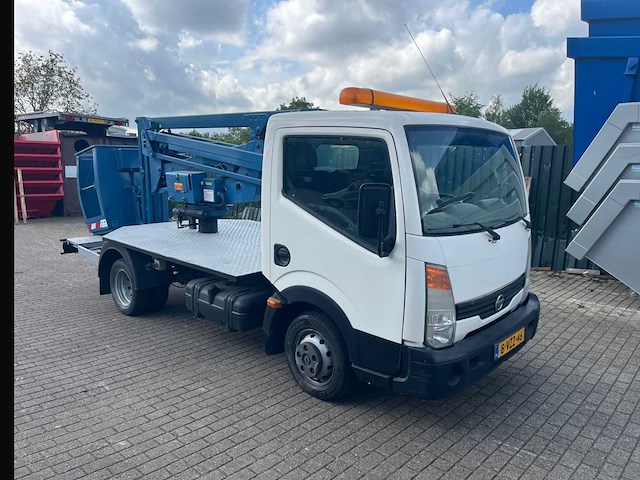 2015 nissan f24 cabstar 35.12 2.5 dci 290 met cmc tb135 hoogwerker - afbeelding 1 van  30