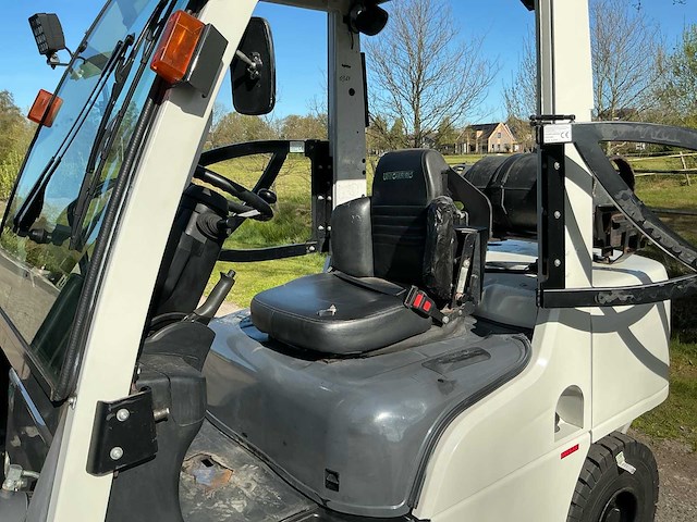 2015 nissan unicarriers ug1f235du vorkheftruck - afbeelding 4 van  17