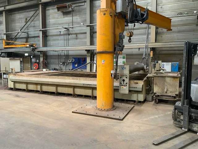 2015 omax 120x waterstraalsnijmachine - afbeelding 1 van  18