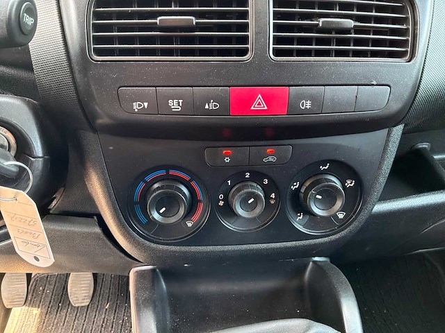 2015 opel combo ecoflex 1.3 cdti l1h1 bedrijfswagen - afbeelding 14 van  35