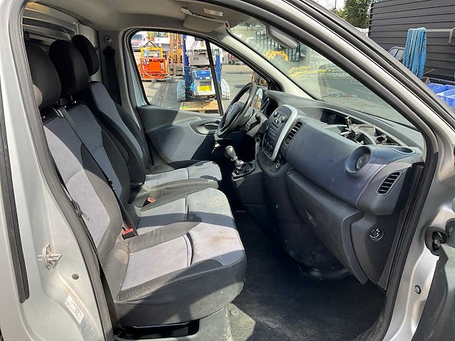 2015 opel vivaro 1.6 cdti eco bedrijfswagen v-998-pn - afbeelding 21 van  33