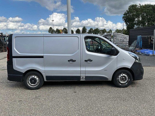 2015 opel vivaro 1.6 cdti eco bedrijfswagen v-998-pn - afbeelding 31 van  33