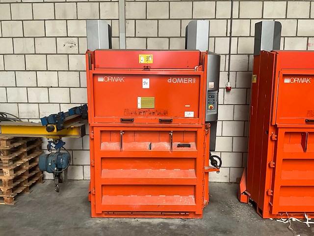 2015 orwak compactor 3420 verticale balenpers / afvalpers - afbeelding 3 van  10