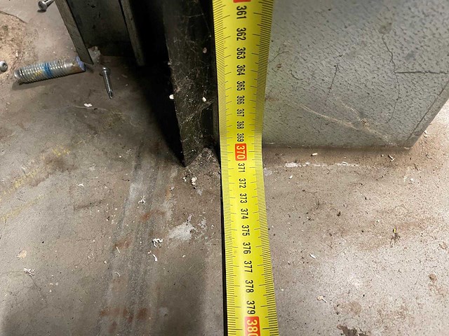 2015 overheaddeur (5,50x3,70 mtr) - afbeelding 9 van  9