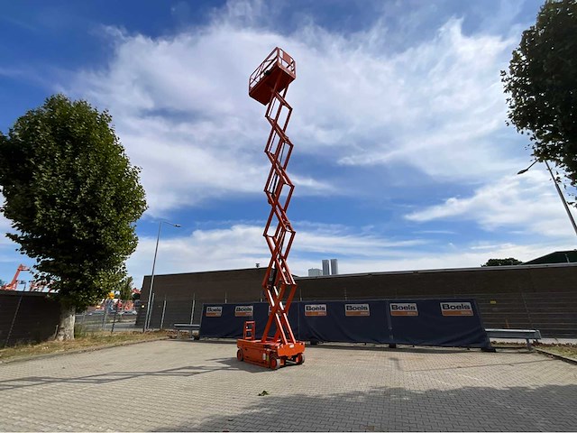 2015 pb lifttechnik pb s140-12ec hoogwerker - afbeelding 1 van  34